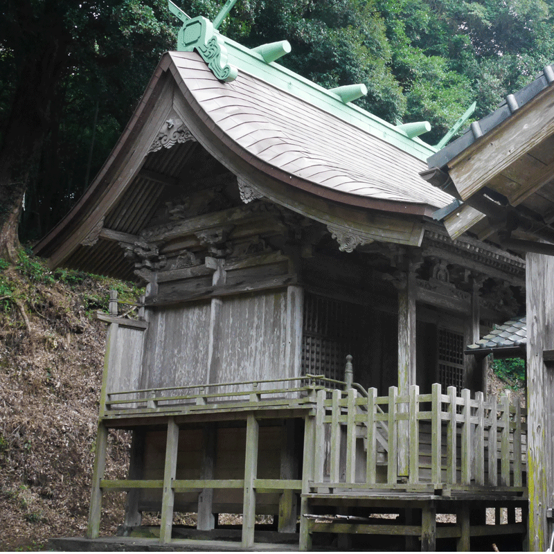 ①本殿 奈古神社